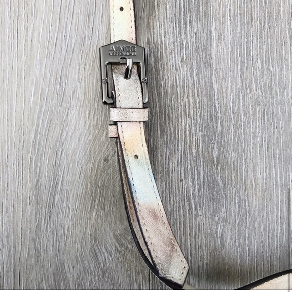 Aimee Kestenberg Canteen Style Leather Crossbody Bag - Picture 7 of 11